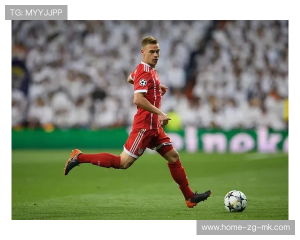 拜仁慕尼黑—莱万弧顶远射直挂死角 拜仁慕尼黑—莱万弧顶远射直挂死角